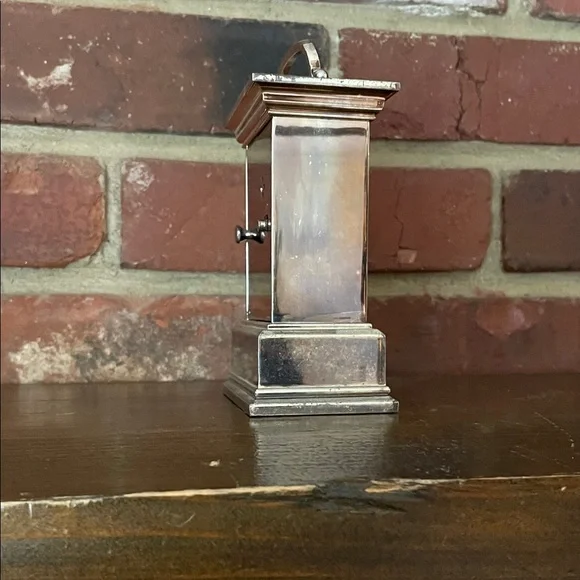 Elegant Silver Mantel Clock